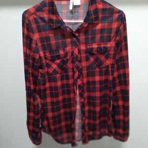 Passport button up,size Medium,multi color